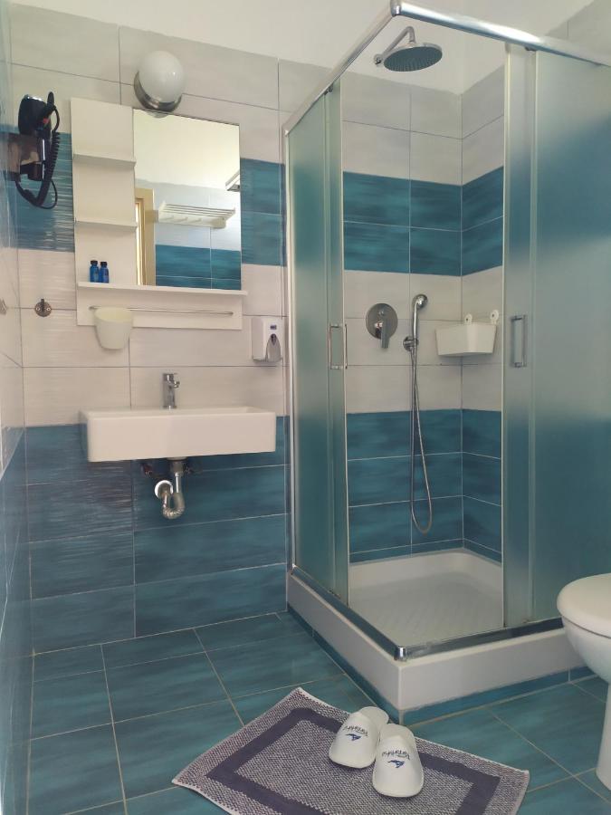Hotel Paraktio Nea Kallikrateia Ngoại thất bức ảnh
